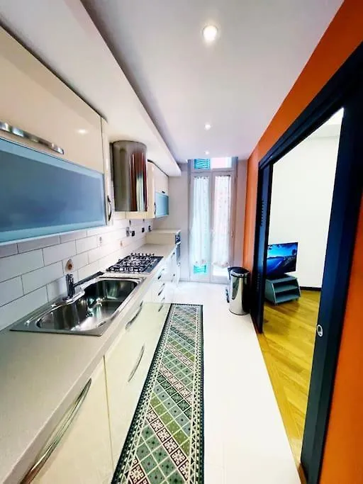 Casa Beatriz - Amazing Apartment In Rome 0*,  Italy